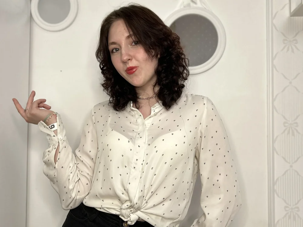 EdithCusson's Offline XXX Chat