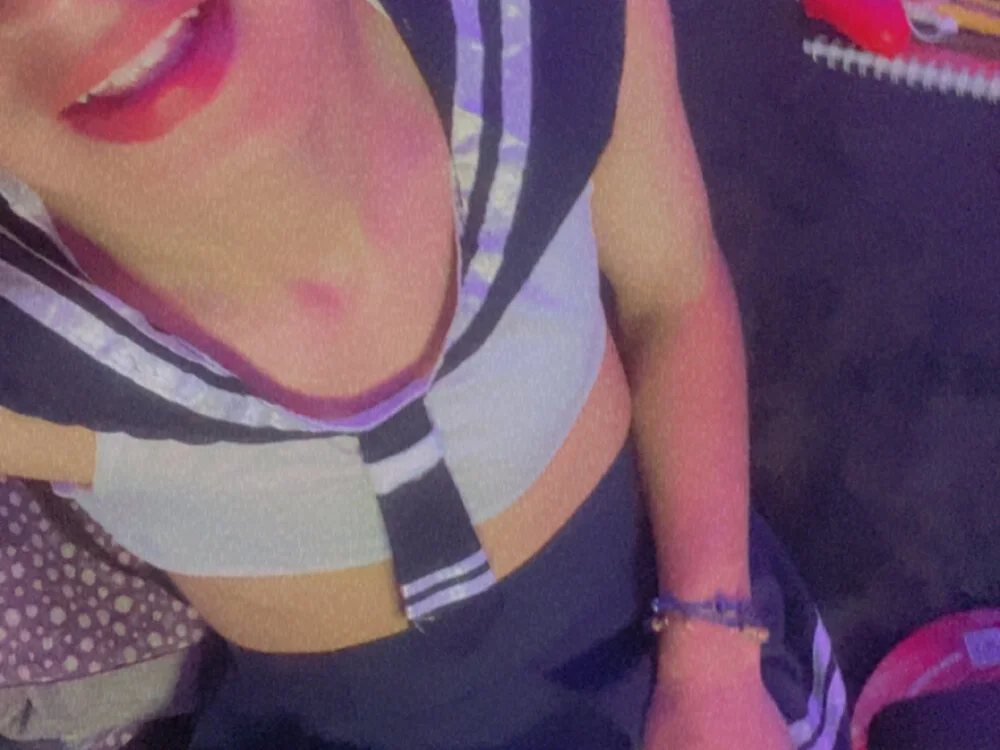 Valentina_bss Adlı Modelin Canlı XXX Sohbeti