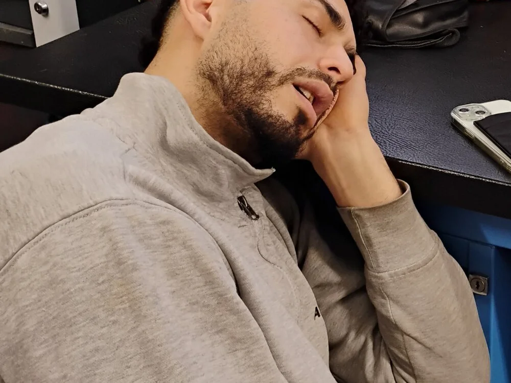 Porzz-6: офлайн-секс-чат