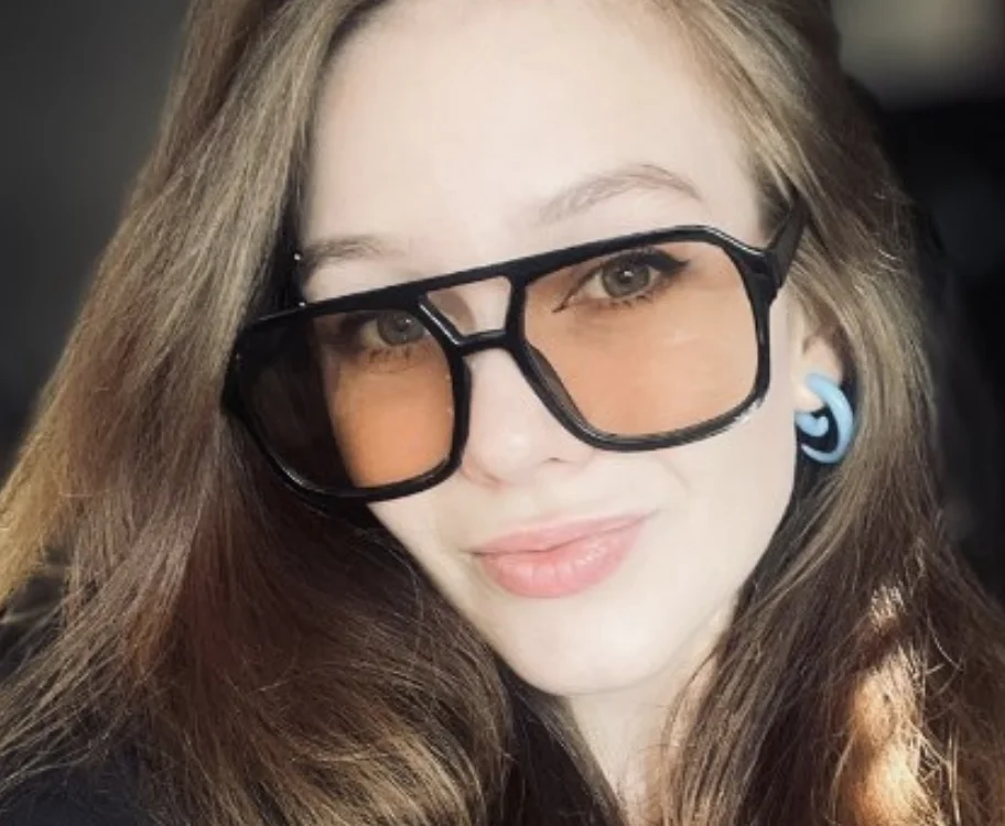 แชท XXX ออฟไลน์ของ Lunavexi