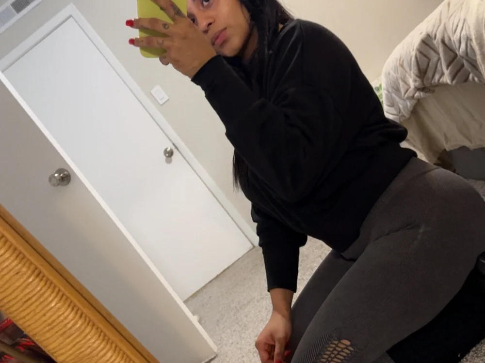 Elodie-Cat5512's most recent online preview