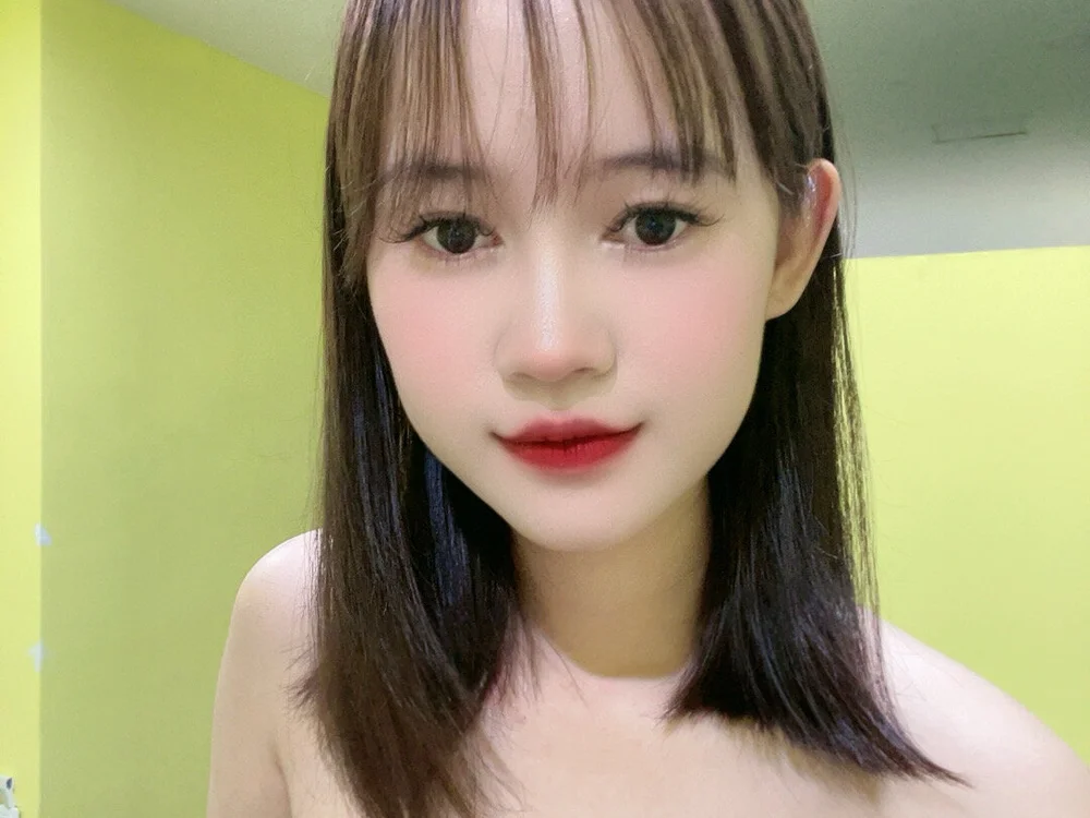 Anna_Ly2's Offline XXX Chat