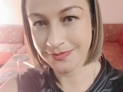 CharlotMilf_ - Girl 