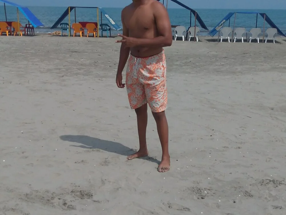 juniorxxx14 offline XXX-chat