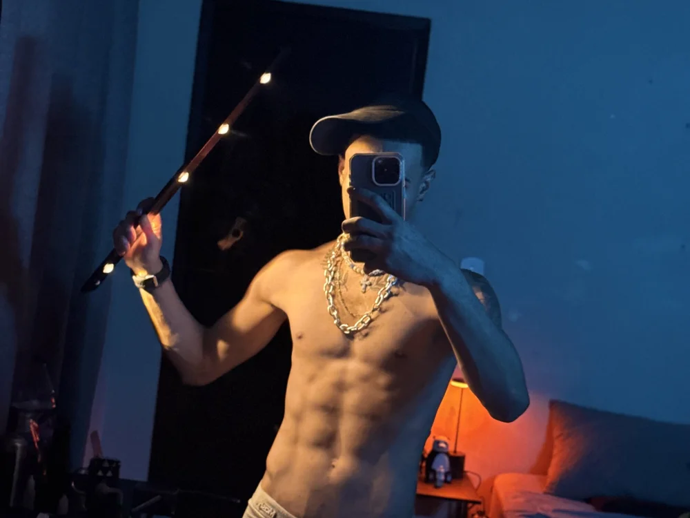HickPietro offline XXX-chat