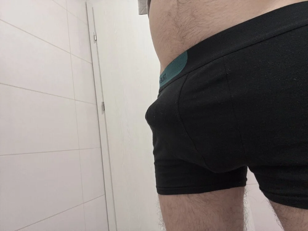 GeorgeFlo12's Offline XXX Chat