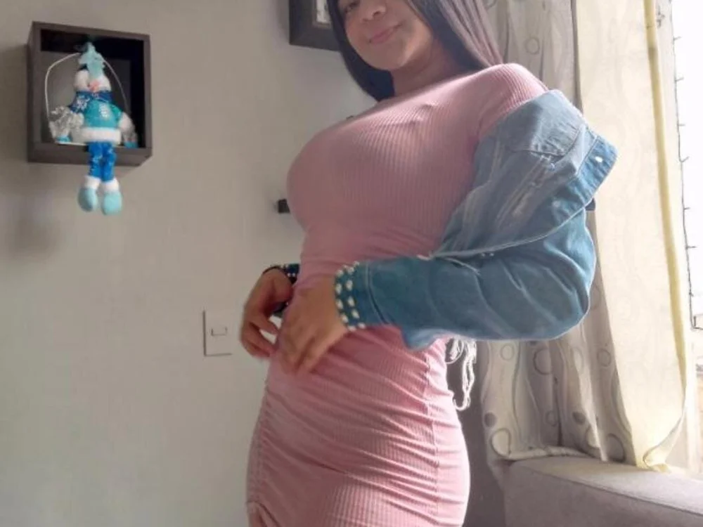 Debora_Paris offline chatrum