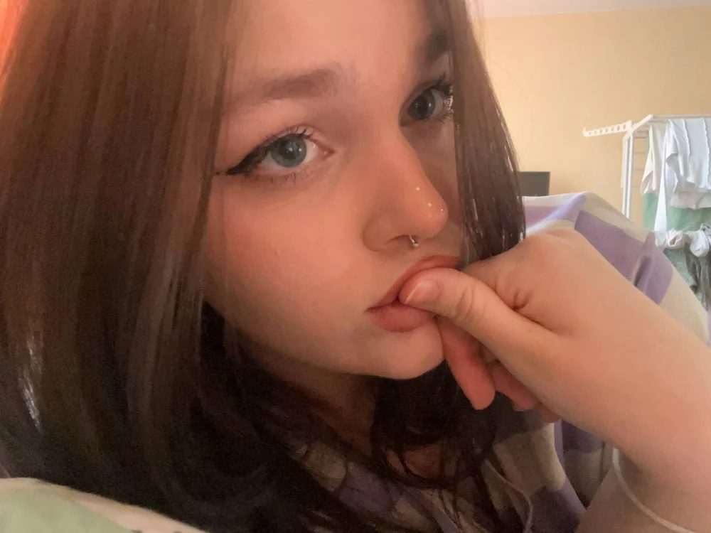 Chatroom XXX hors ligne de Emilly_Hiil