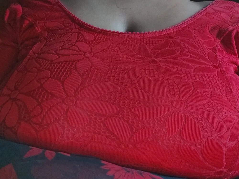 sexy_aaru's Offline XXX Chat