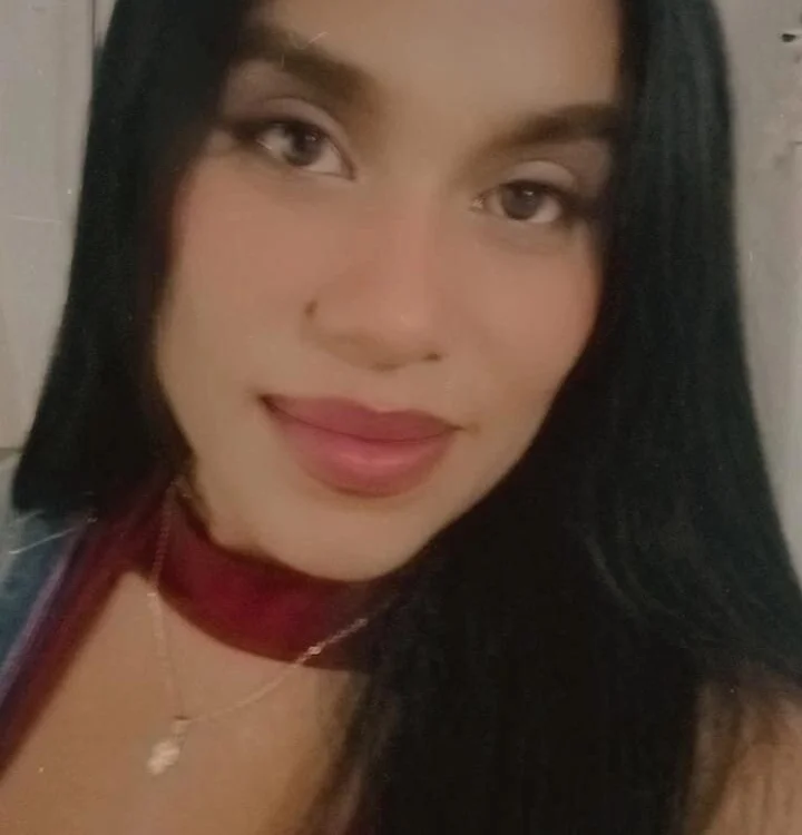 emmasmith44's Offline XXX Chat