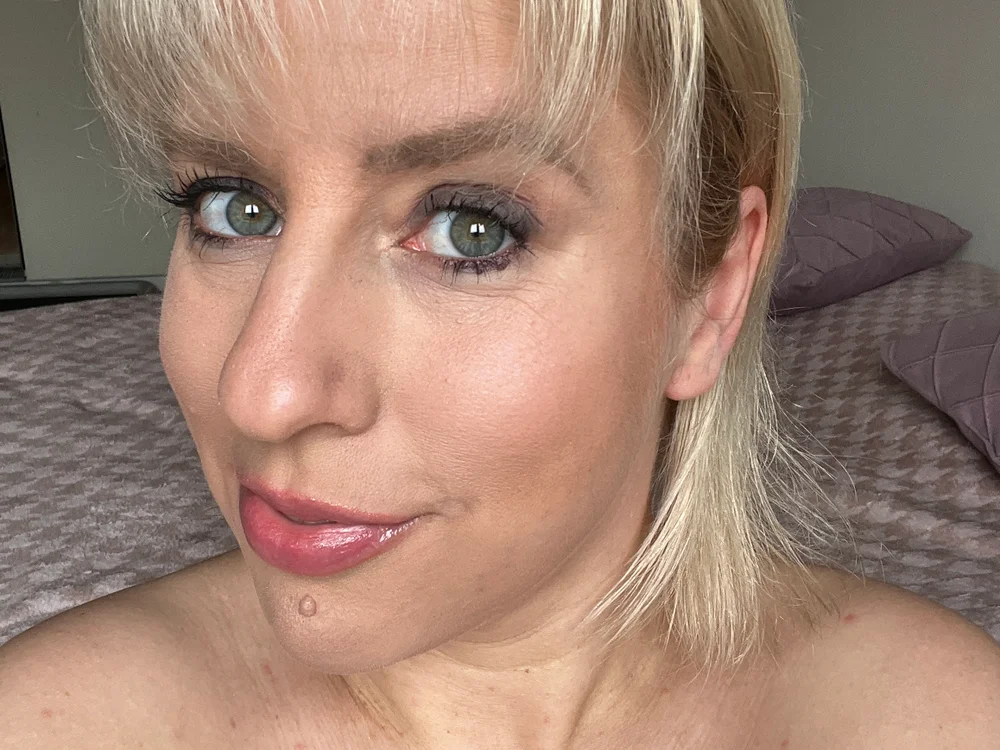 FICKMARIE Adlı Modelin Çevrimdışı XXX Sohbeti
