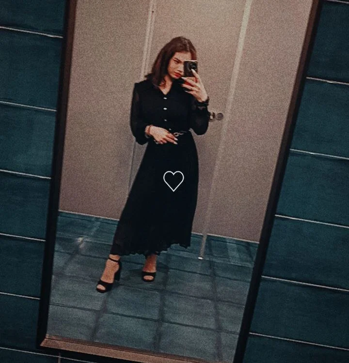 TaiHillsman Adlı Modelin Çevrimdışı XXX Sohbeti