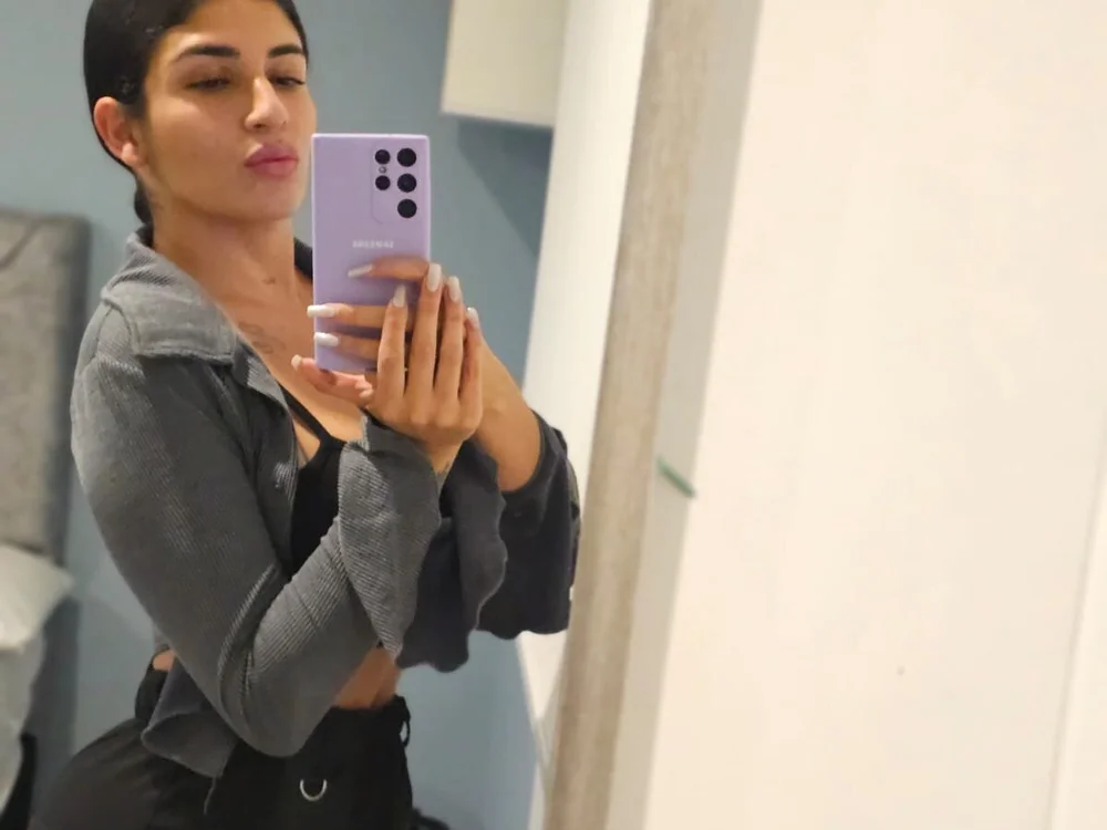 Alisson_Foster 离线XXX聊天