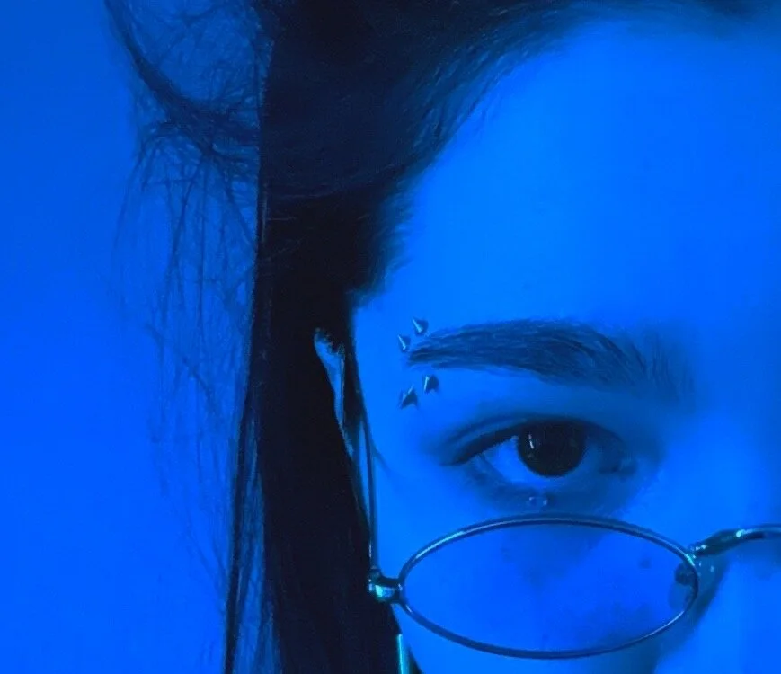 Luna_Moon13 Obrolan XXX Offline