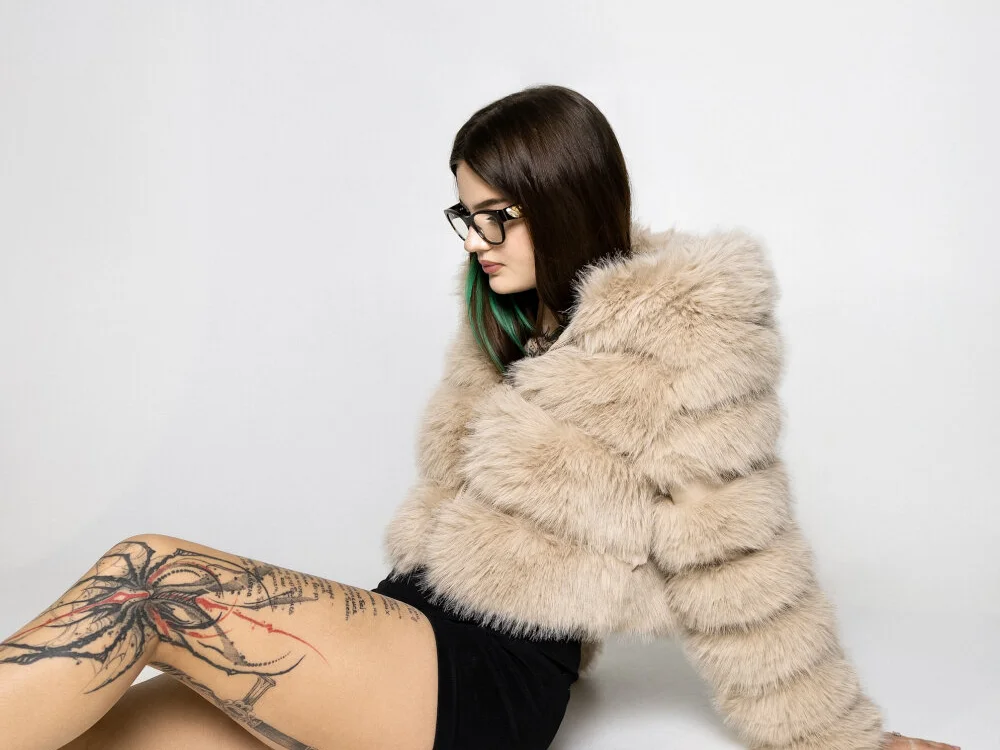 NikkieKitty 오프라인 XXX 채팅