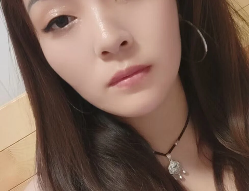 Uklili_ai offline chatrum