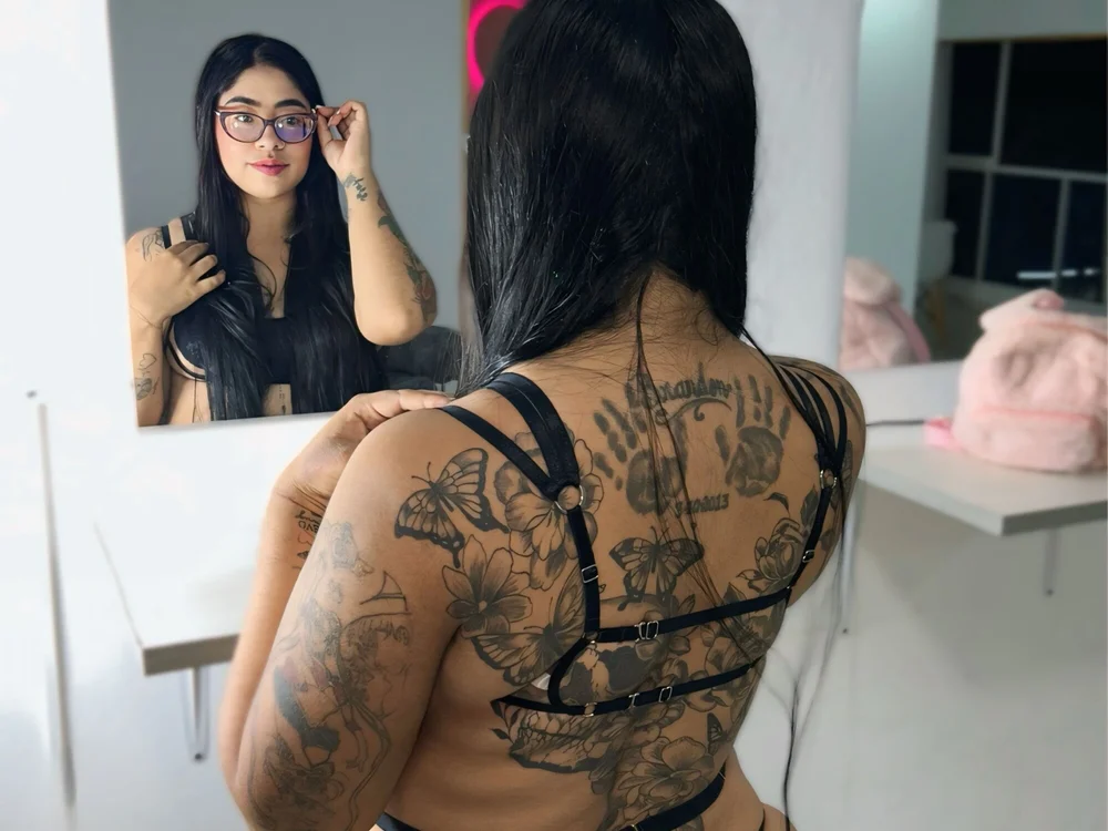 MeganHudson's most recent online preview