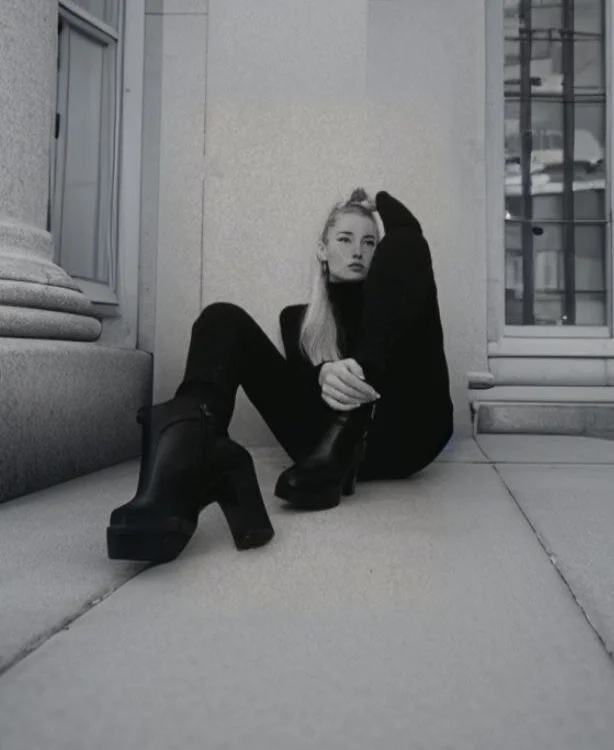 AlanaRayy's Offline XXX Chat