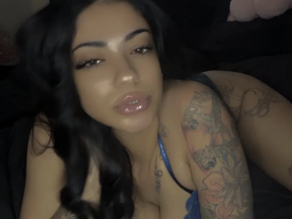 crybabytrouble Offline XXX-chat