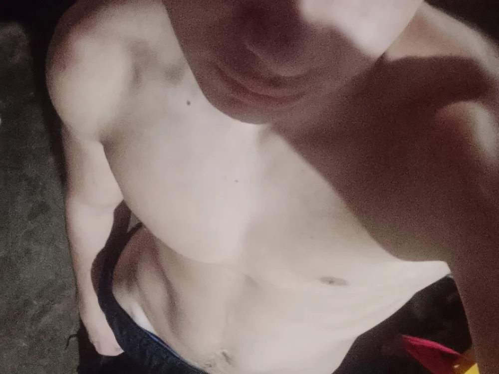 Urixl19 Chat XXX offline