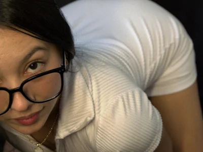 Lila_Pinky webcam livesex profile in french cams