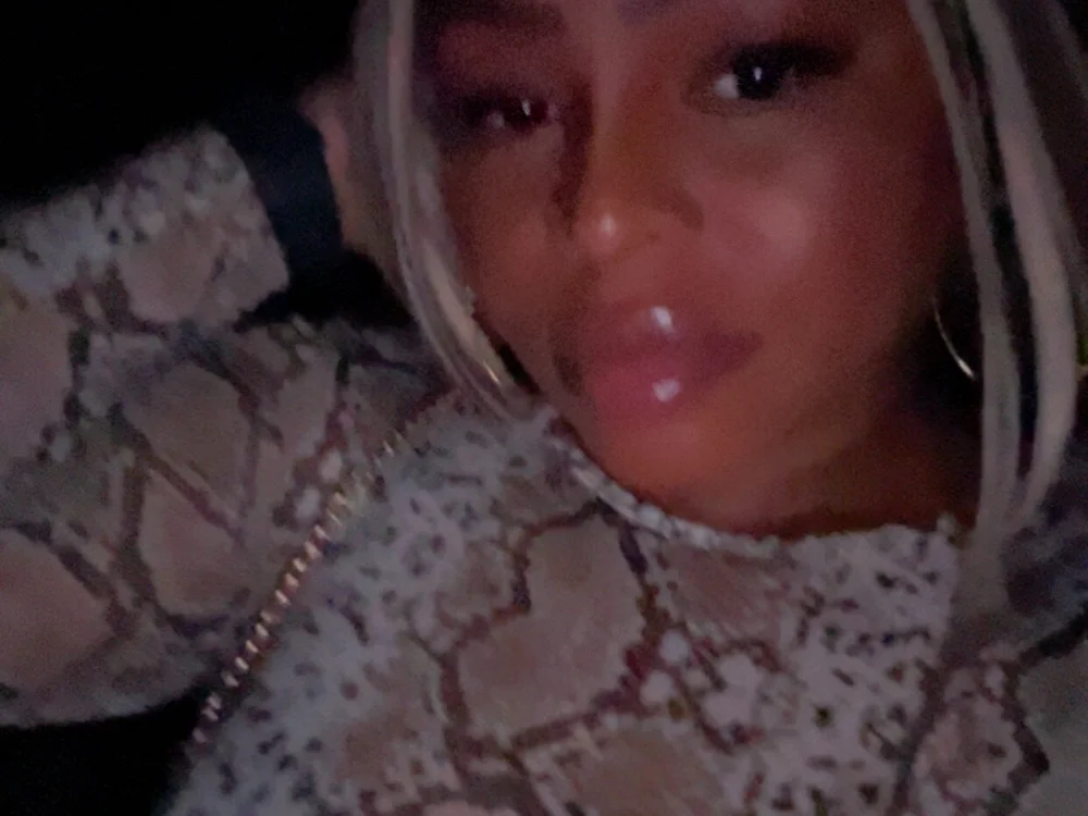 xoLauren619ox's Offline XXX Chat