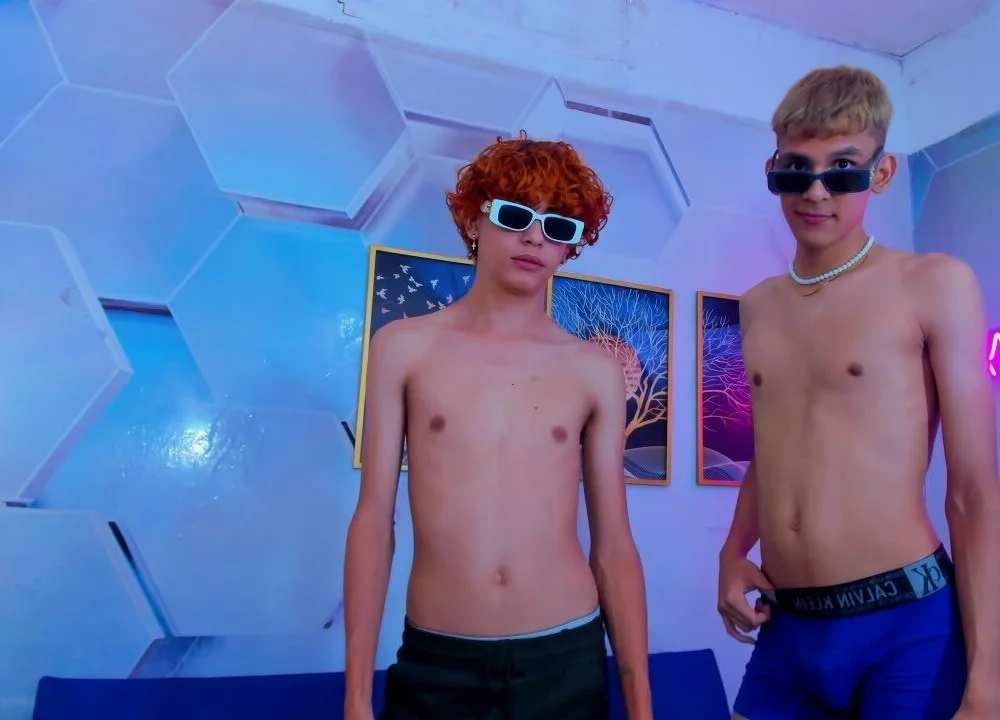 twink_sexy_69 offline XXX-chat