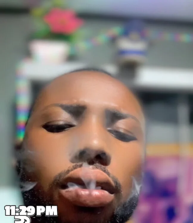 Olami69's Offline Chat Room