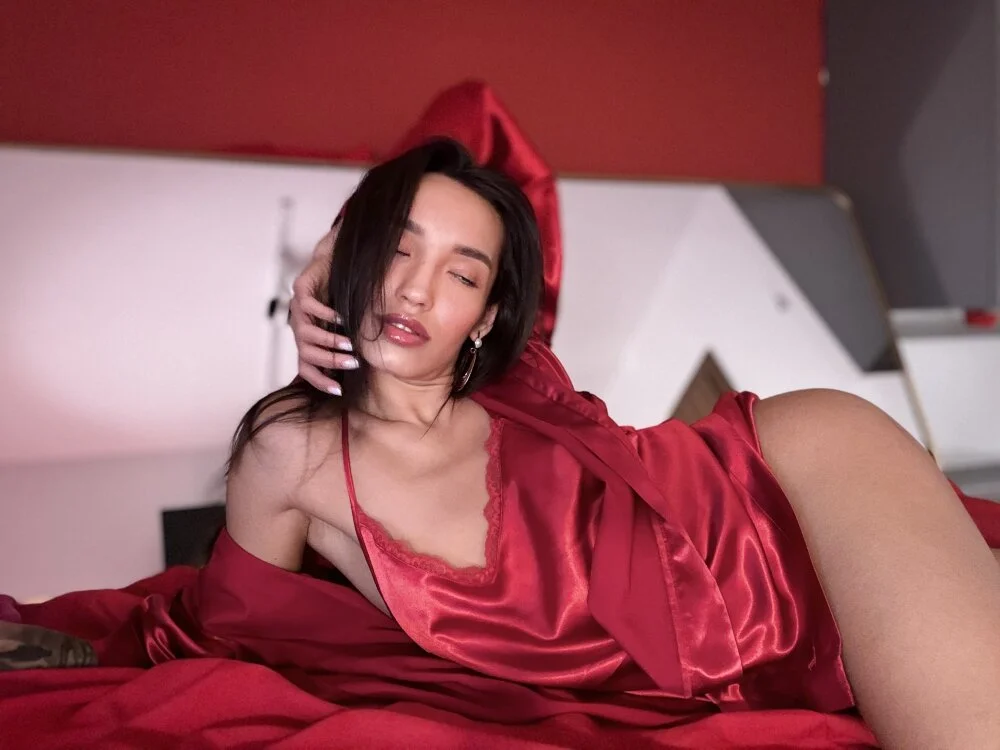 tia_j's Offline XXX Chat