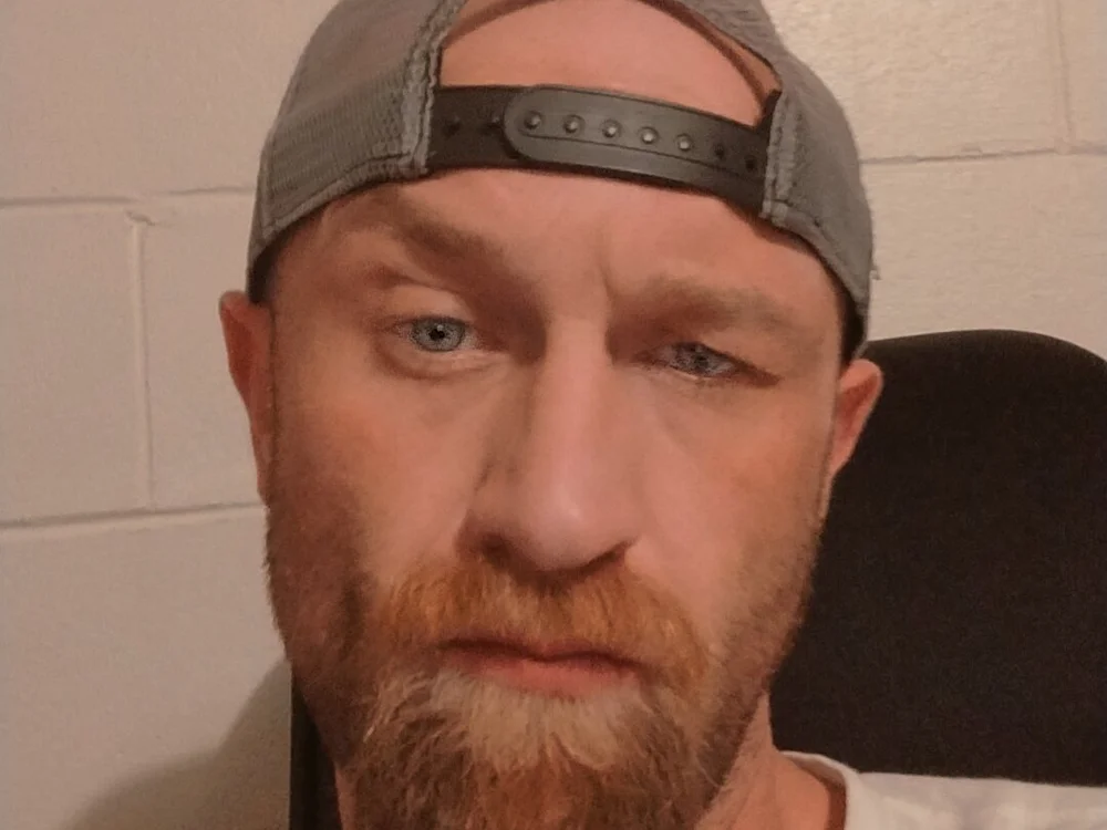 riotstarter187n Offline XXX chat