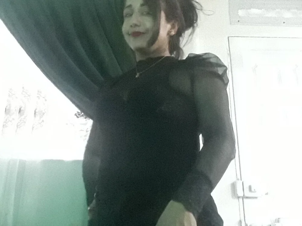 kiarasofia অফলাইন XXX চ্যাট