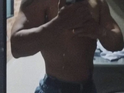 Damiant_thorner Male Twerk Online Cam Naked