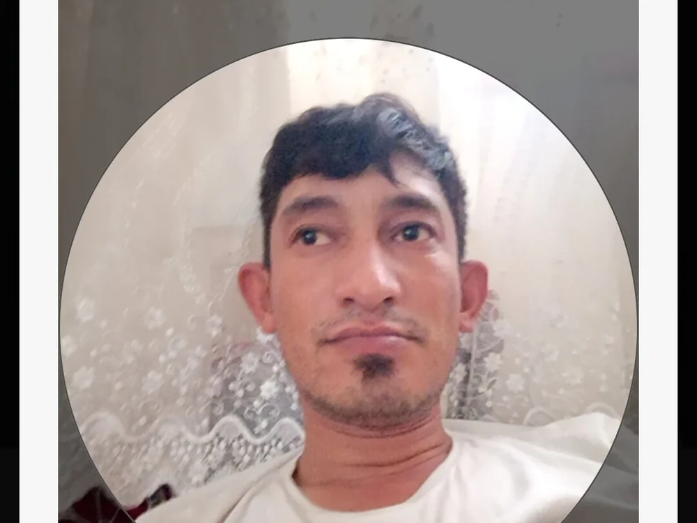 Eslam12357's Offline Chat Room