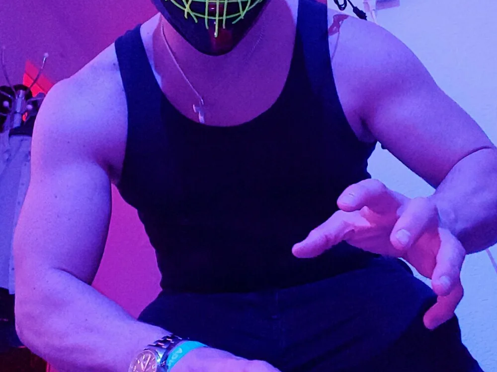 geneve69 Offline XXX-chat