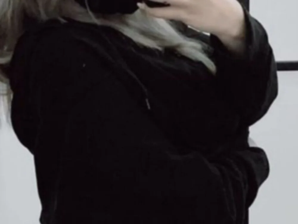 Angeles_delora 离线XXX聊天