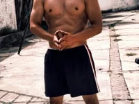 Joven_Caos