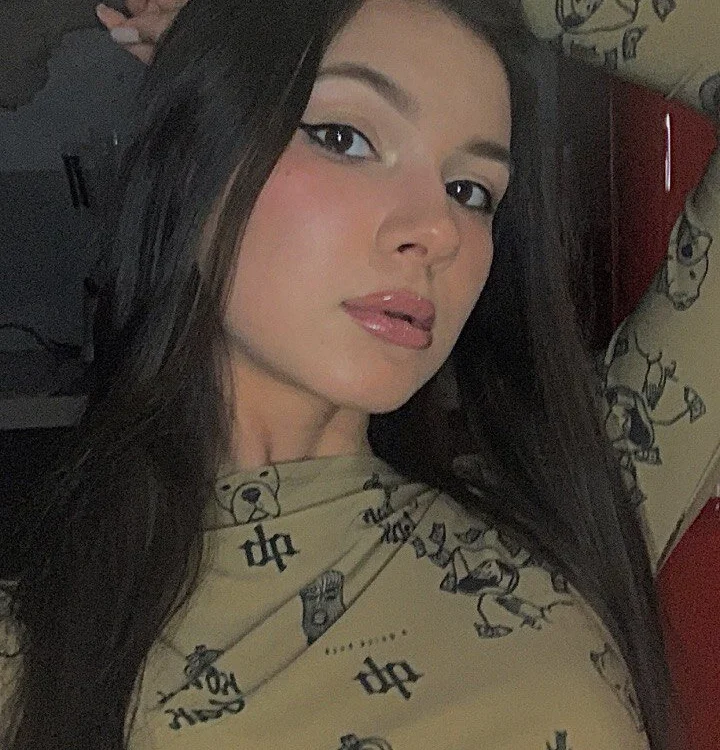 CarolynMoreno Obrolan XXX Offline