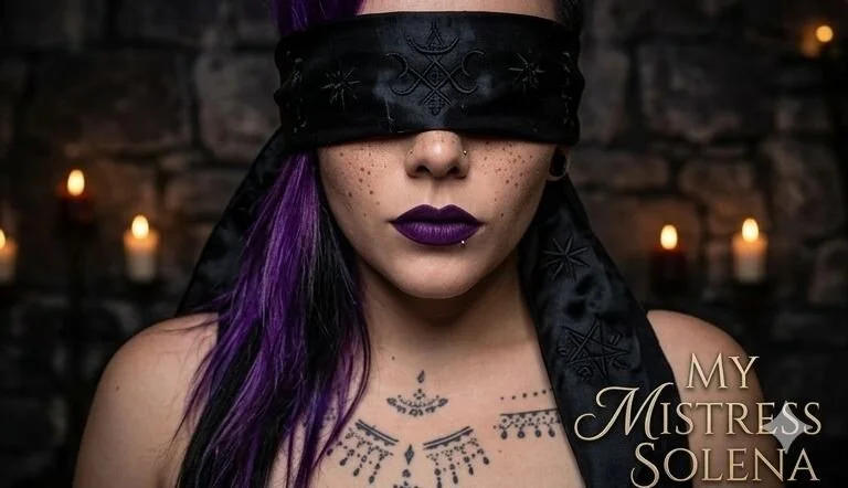 MistressSolena Chat XXX offline