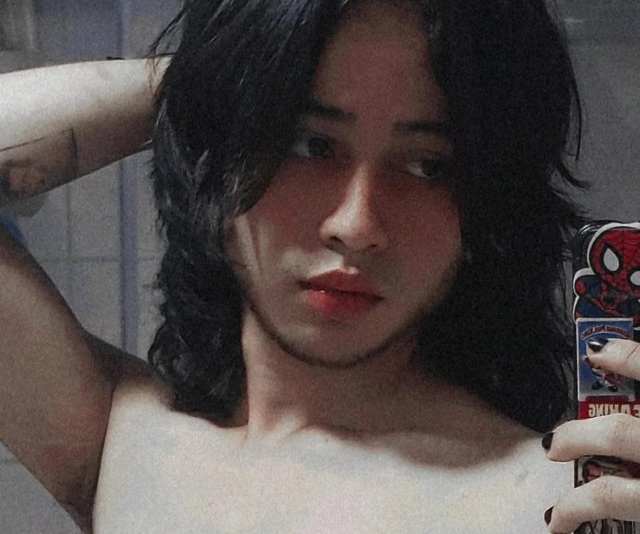 Wallace20_ Offline XXX-Chat