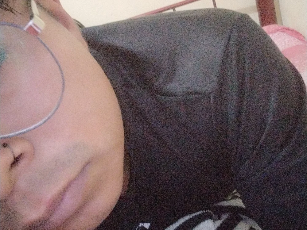 Alexxx0905's Offline Chat Room