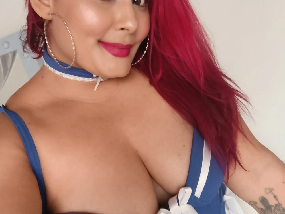 Amara_Redn Offline XXX chat