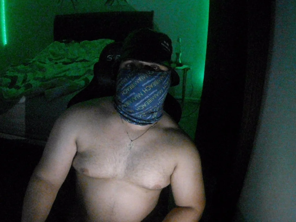locosexual3's Offline Chat Room