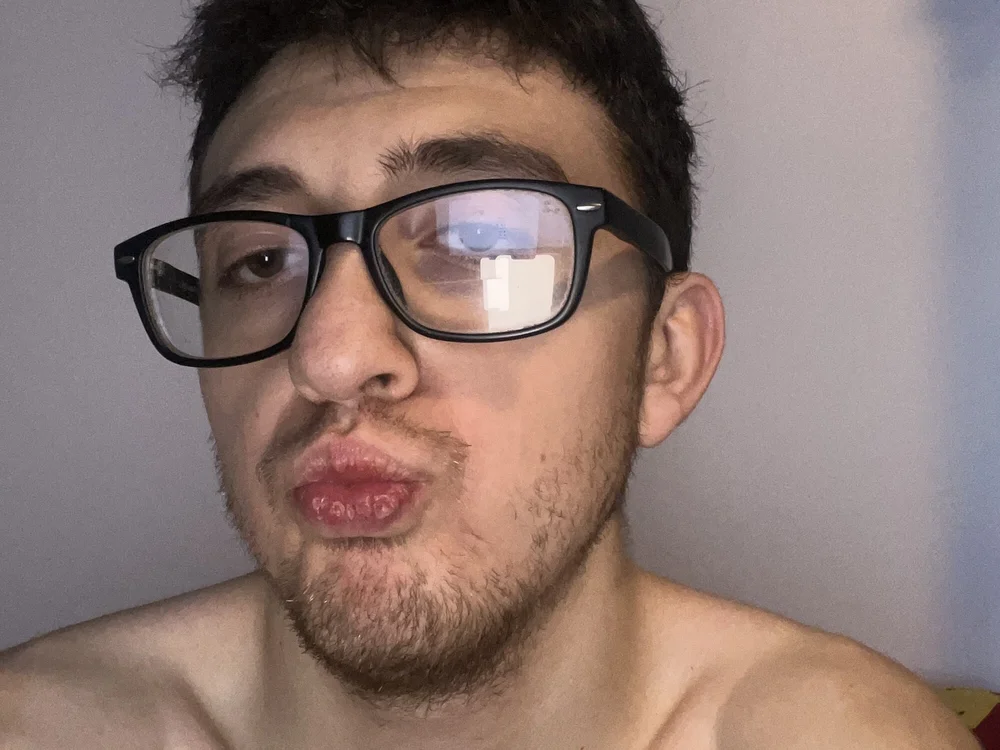 canno2001's Offline Chat Room
