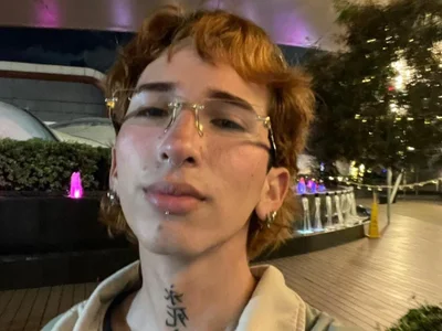 golden_twink_ profile