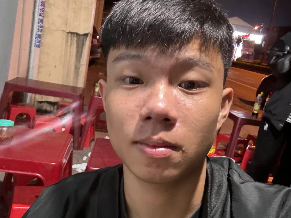 inchon09 Offline XXX-chat