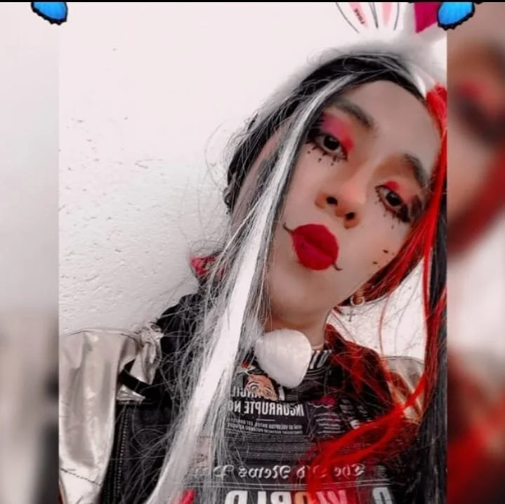 SEXYTRAV18 Offline XXX-chat