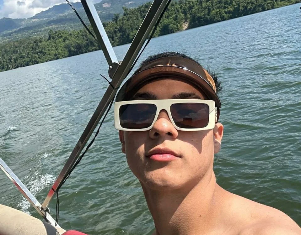 ThiagoCarterr Offline XXX Chat