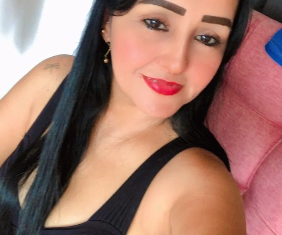 juana_6's Offline Chat Room
