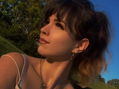 Daisy_Lowe - Girl 