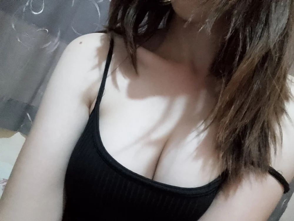 ห้องแชทออฟไลน์ของ HannaLoius